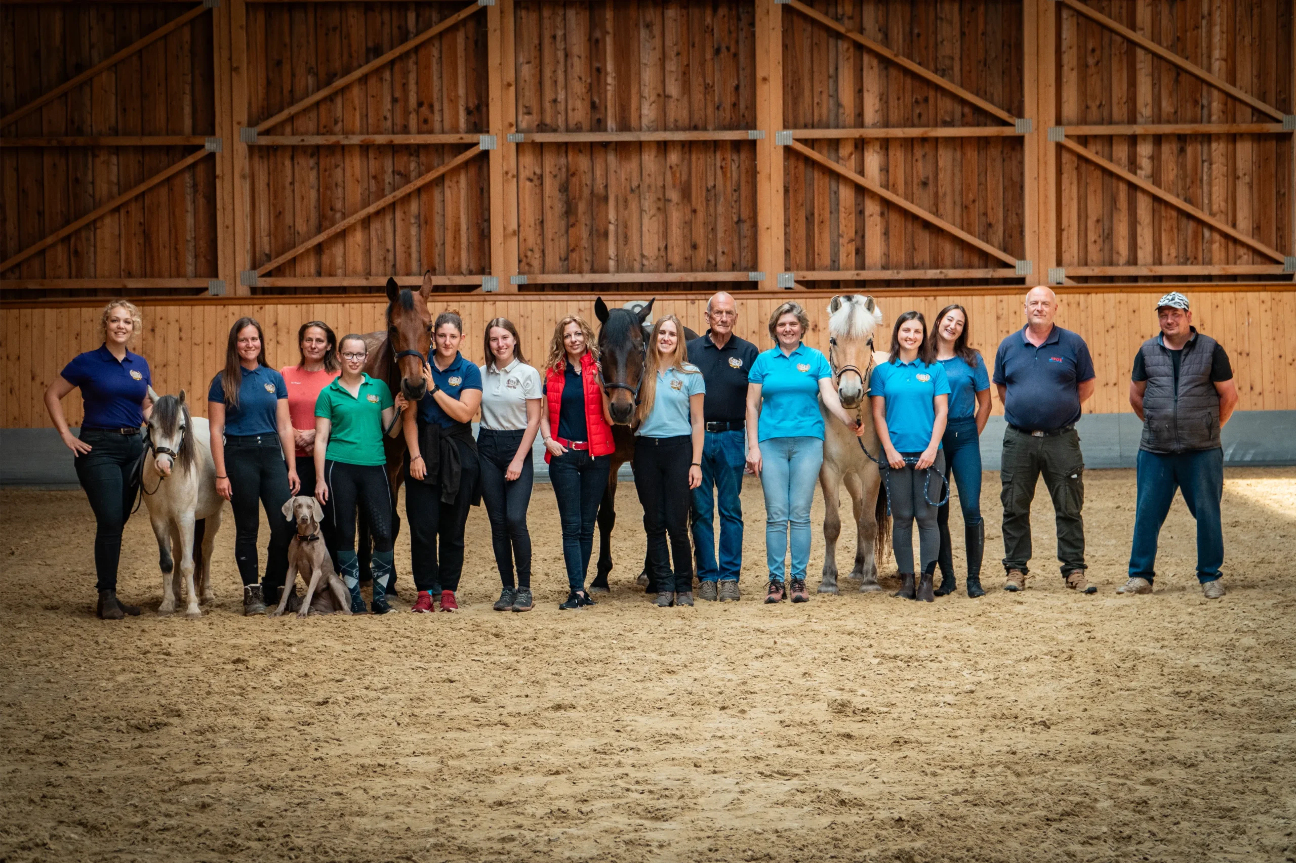 Szajkó Lovarda Csapat